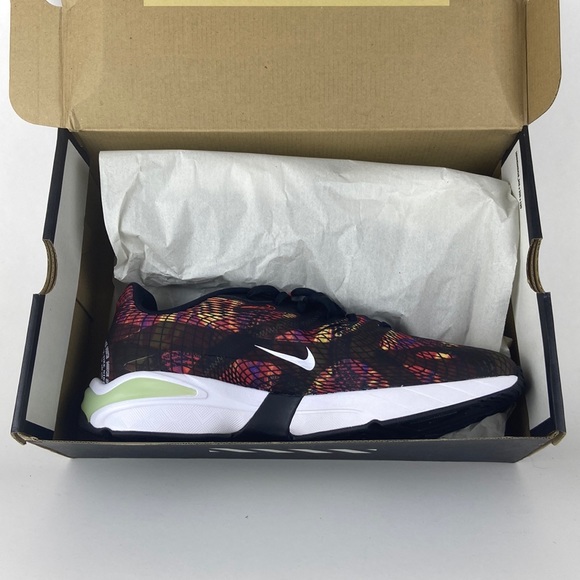 New NIKE GHOSWIFT SIZE 13 BLK/WHT-MULTI-COLOR - Picture 1 of 11